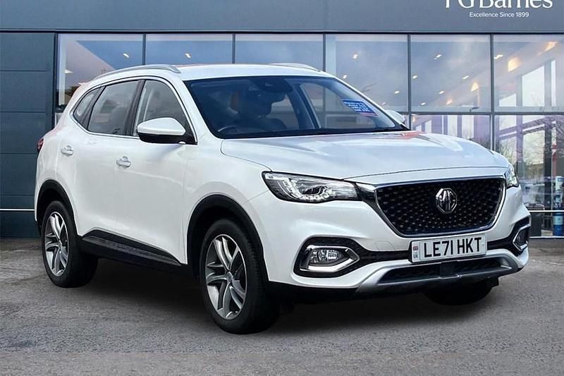 White Used 2022 MG HS Excite SUV | £12,295 (Fair price) - Image 1/1