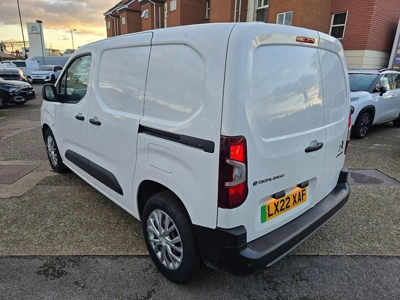 Used Citroën e-Berlingo 98 kW (134 HP) 2022 White MPV
