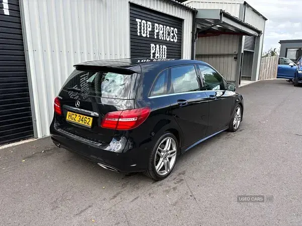 Used Mercedes B200 AMG Line Premium 136 HP (100 kW) 2017 Black Hatchback