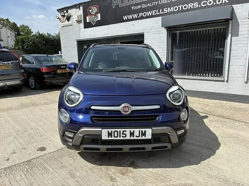 Used Fiat 500X Cross Plus 120 HP (88 kW) 2015 Venezia blue SUV