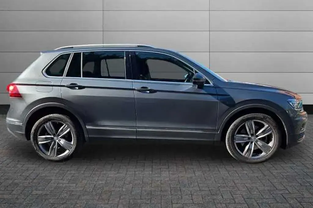 Second-hand VW Tiguan SEL 190 CP (139 kW) 2019 Gri SUV