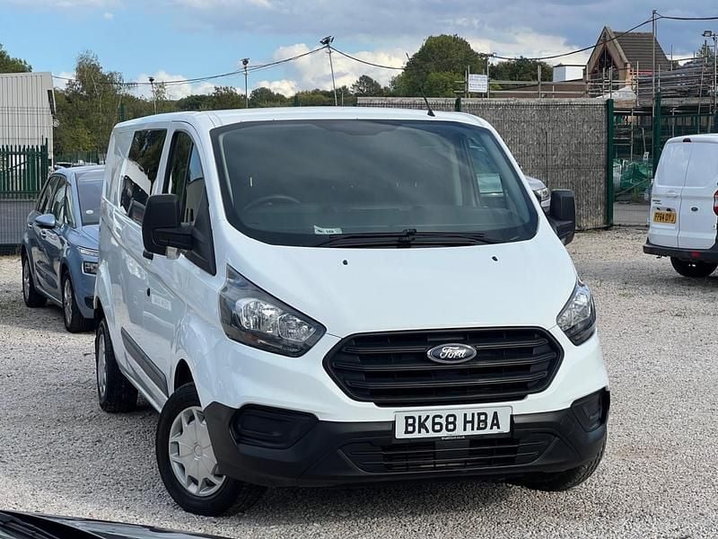 White Used 2018 Ford Transit Custom Van | £9,495 (A bit pricey) - Image 1/4