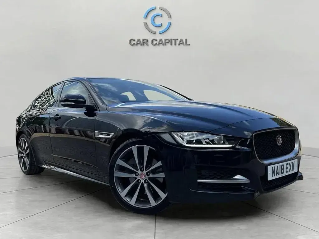 Used Jaguar XE R-Sport 250 HP (183 kW) 2018 Black Sedan