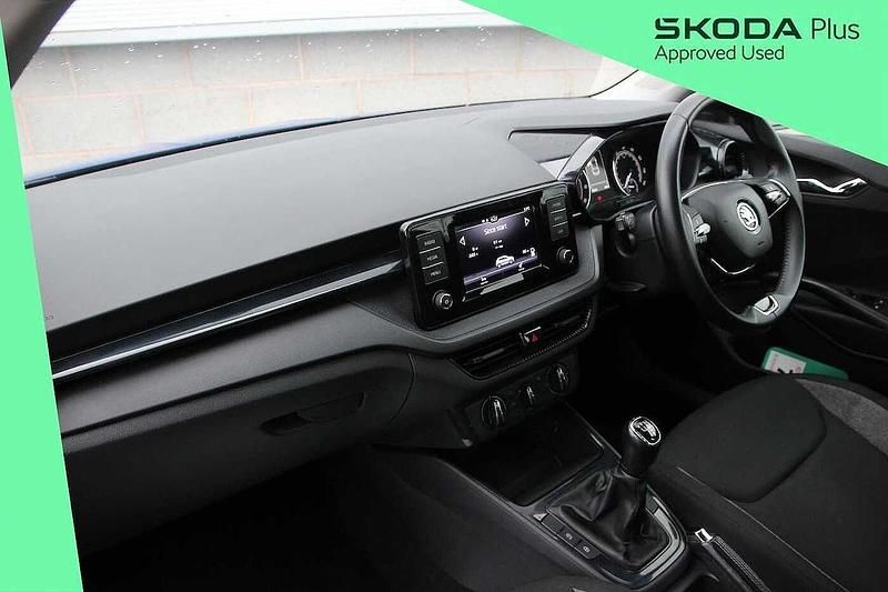 Used Skoda Fabia Comfort 79 HP (58 kW) 2022 Energy blue Hatchback