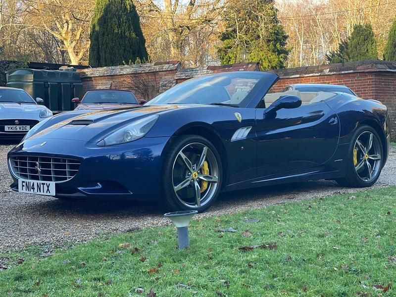 Used Ferrari California 490 HP (360 kW) 2014 Blue Cabriolet