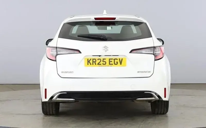 Used Suzuki Swace 140 HP (102 kW) 2024 White Estate