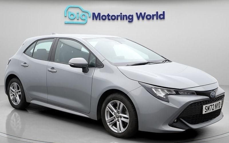 Used Toyota Corolla 122 HP (89 kW) 2022 Grey Hatchback