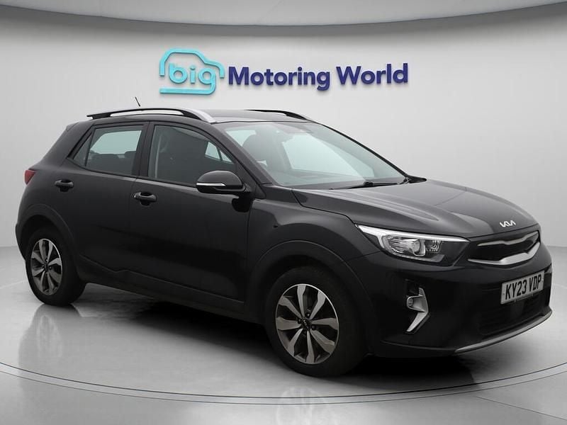 Black Used 2023 Kia Stonic 2 SUV | £13,513 (Good price) - Image 1/4
