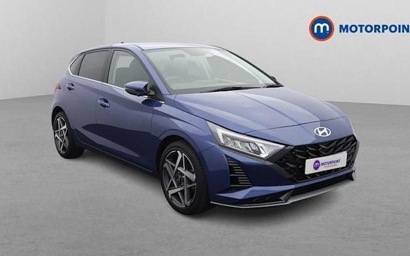 Used Hyundai i20 Premium 101 HP (74 kW) 2025 Blue Hatchback