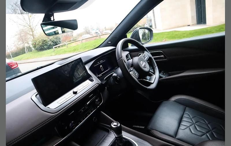 Used Nissan Qashqai Tekna 138 HP (101 kW) 2025 Black SUV