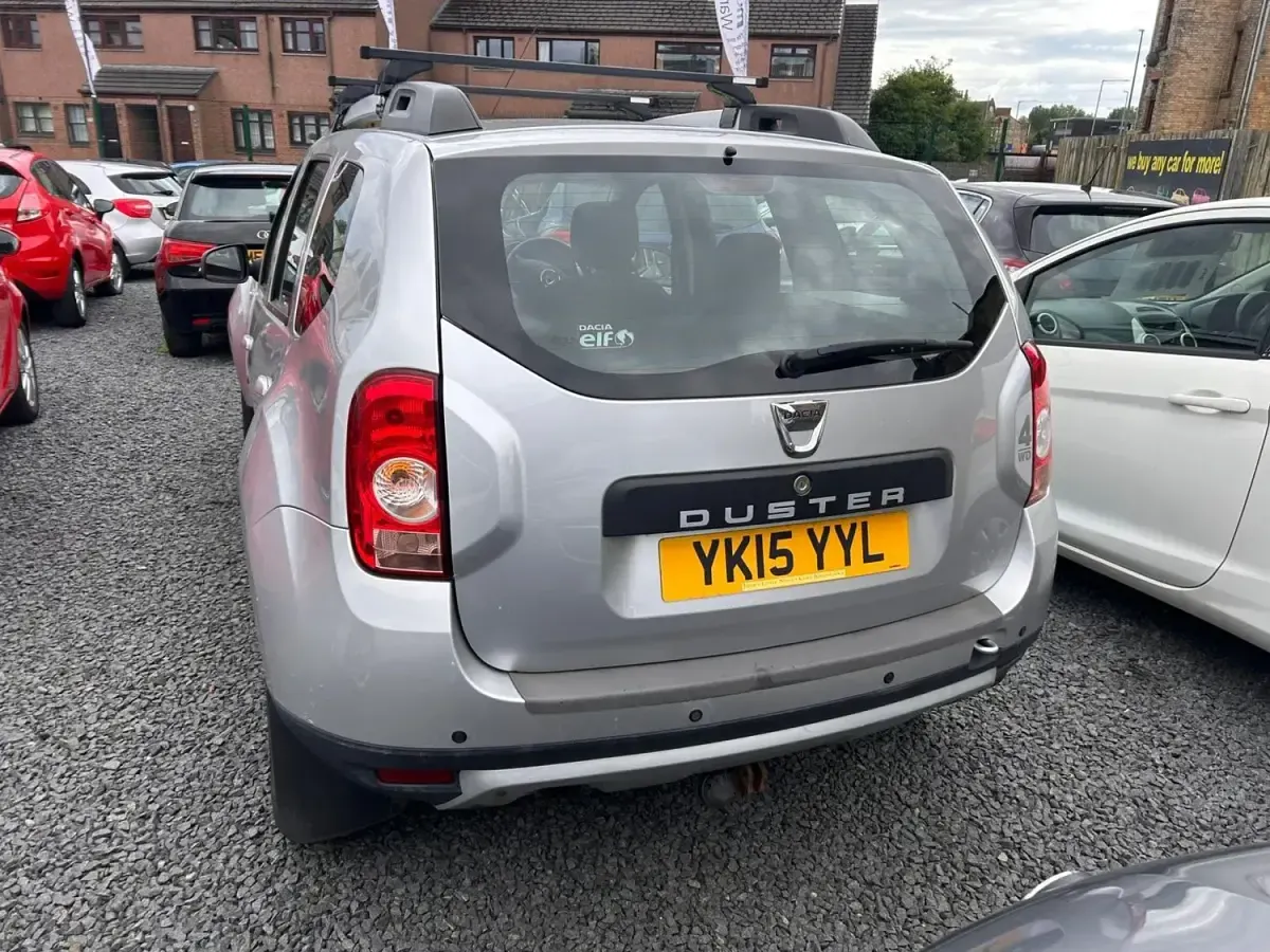 Begagnad Dacia Duster Lauréate 2015 Silver SUV