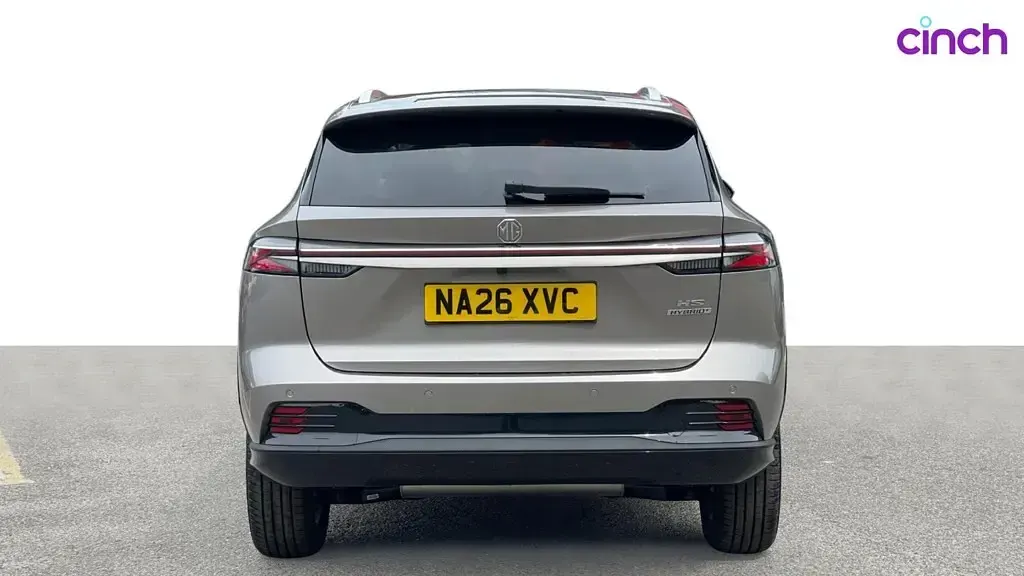 New MG HS 2026 Silver SUV