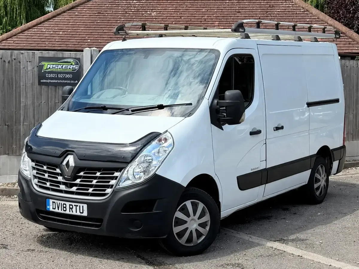 Used Renault Master Business 2018 White Van