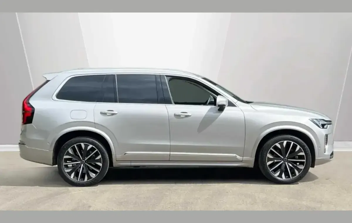 Used Volvo XC90 Ultra 455 HP (334 kW) 2025 Silver SUV