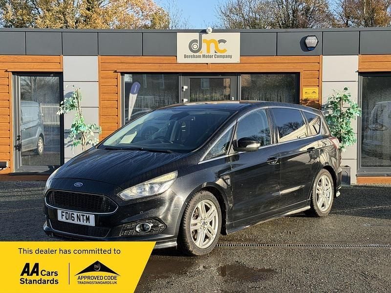 Used Ford S-MAX Sport 180 HP (132 kW) 2016 Black MPV