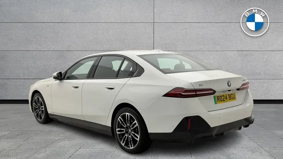 Used BMW i5 M Sport 246 kW (335 HP) 2024 White