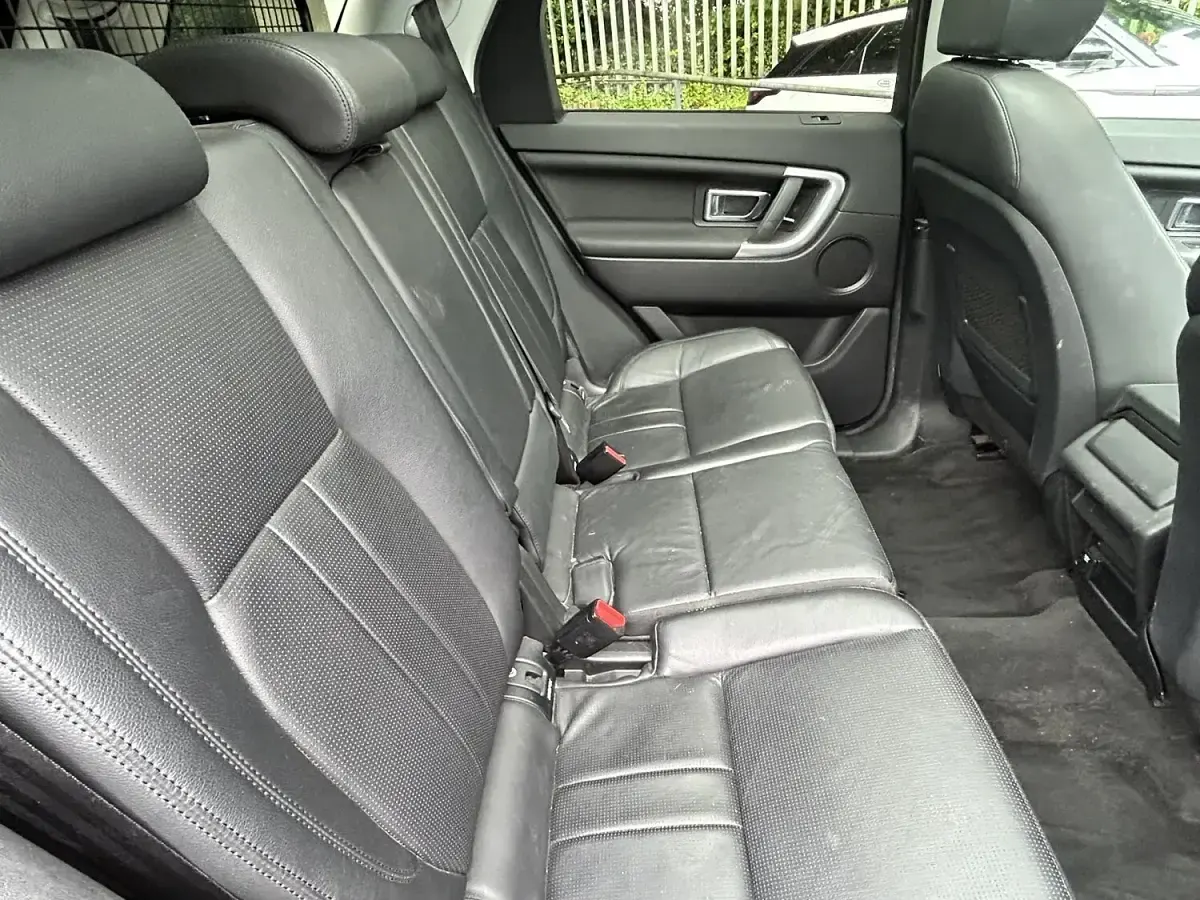 Used Land Rover Discovery Sport HSE 2017 Black SUV