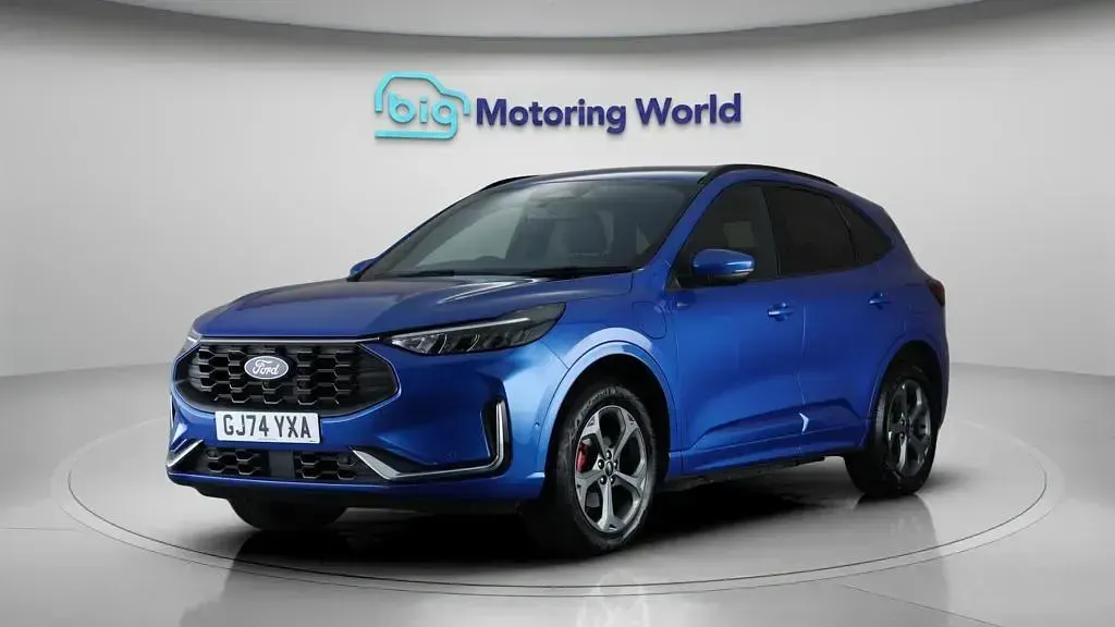 Used Ford Kuga ST-Line 243 HP (178 kW) 2024 Blue SUV