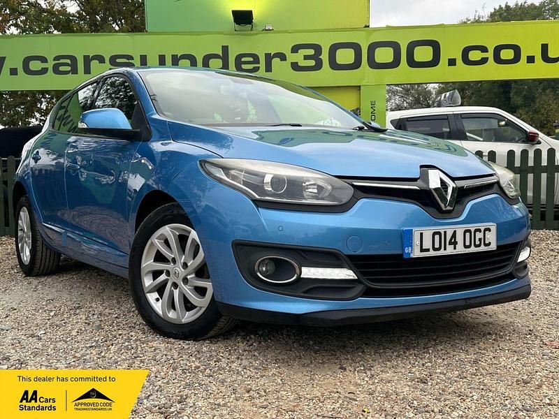 Blue Used 2014 Renault Mégane III Dynamique Hatchback | £4,900 (Fair price) - Image 1/4