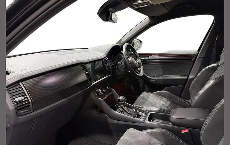 Used Skoda Kodiaq SportLine 196 HP (144 kW) 2023 Black magic pearl effect SUV