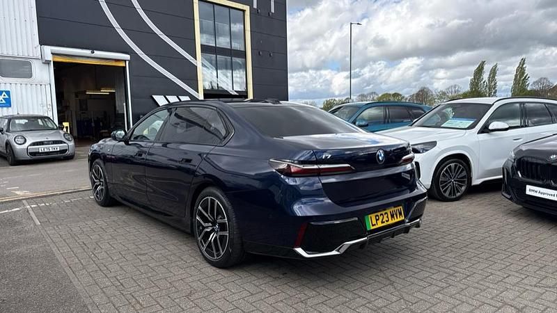 Used BMW i7 M Sport 394 kW (537 HP) 2023 Blue Sedan