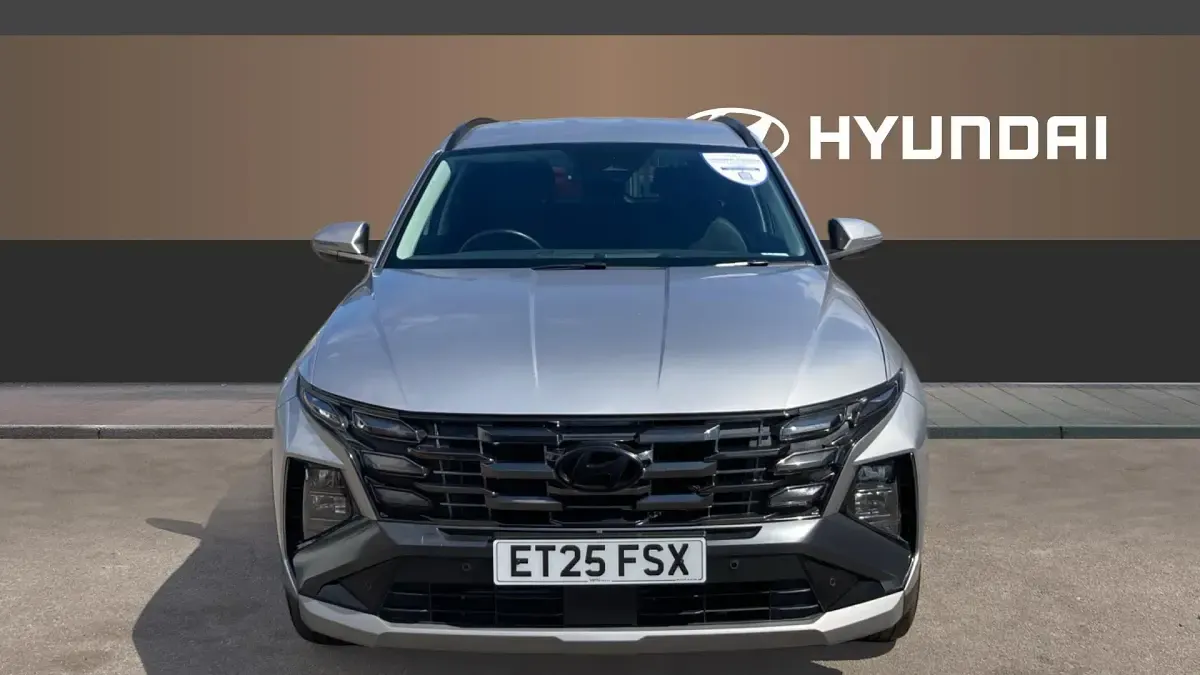 Used Hyundai Tucson Premium 252 HP (185 kW) 2025 Silver SUV