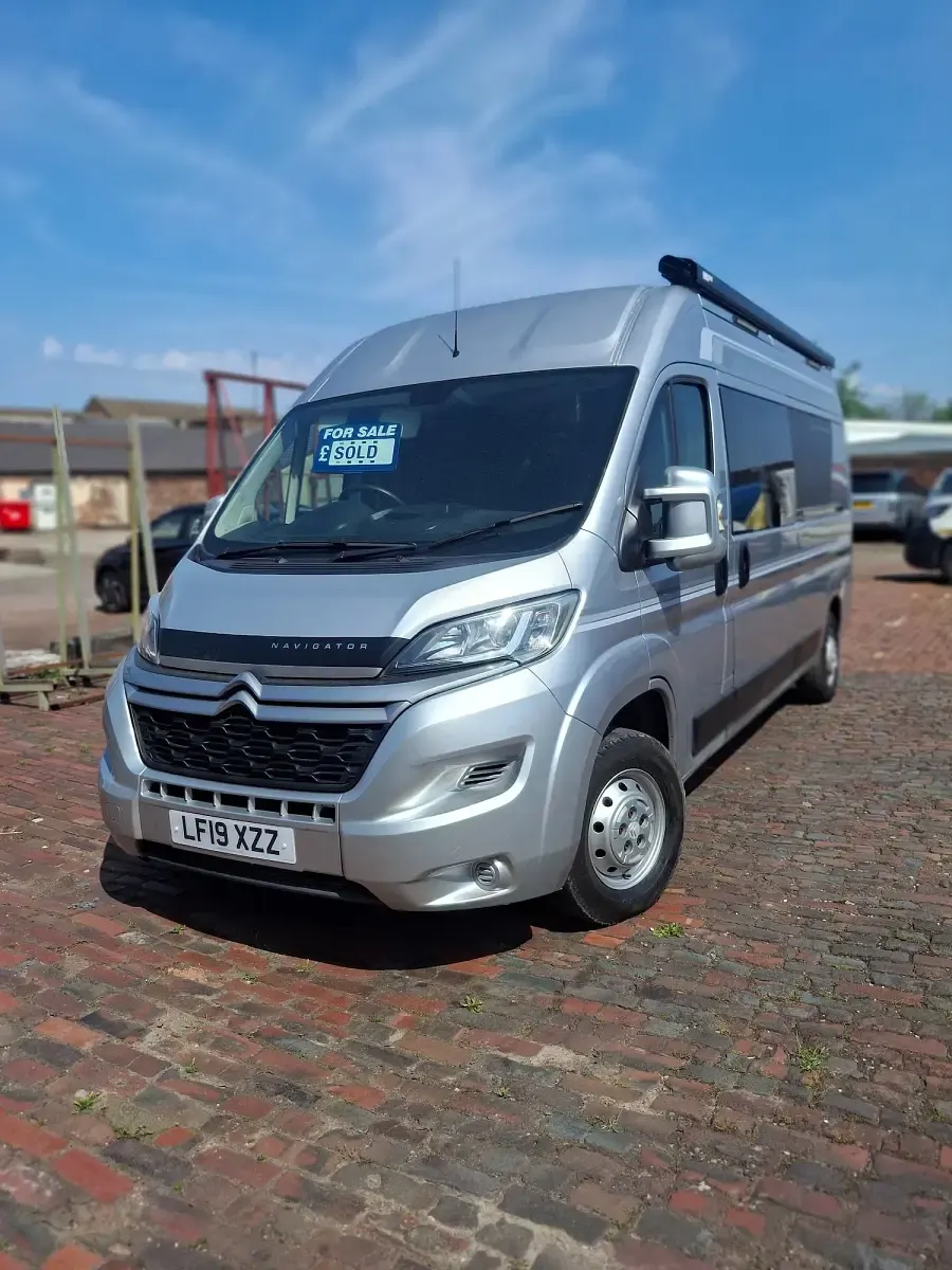 Used Citroën Relay 130 HP (95 kW) 2019 Silver Van