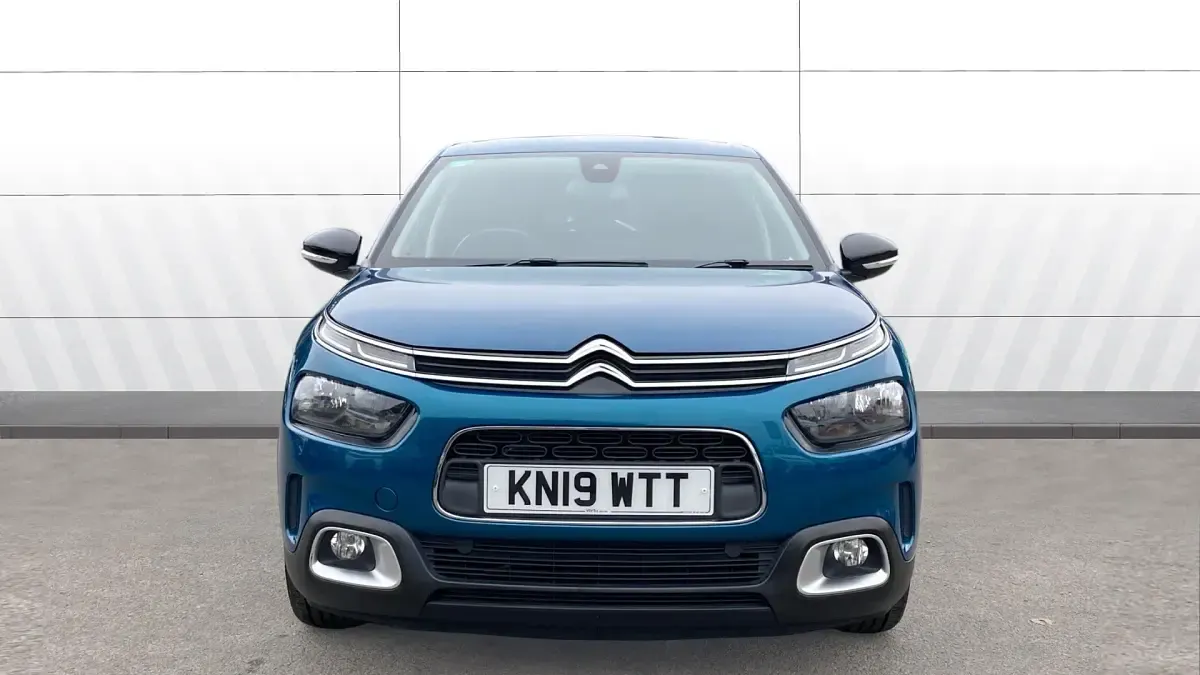 Used Citroën C4 Cactus Flair 102 HP (75 kW) 2019 Blue Hatchback