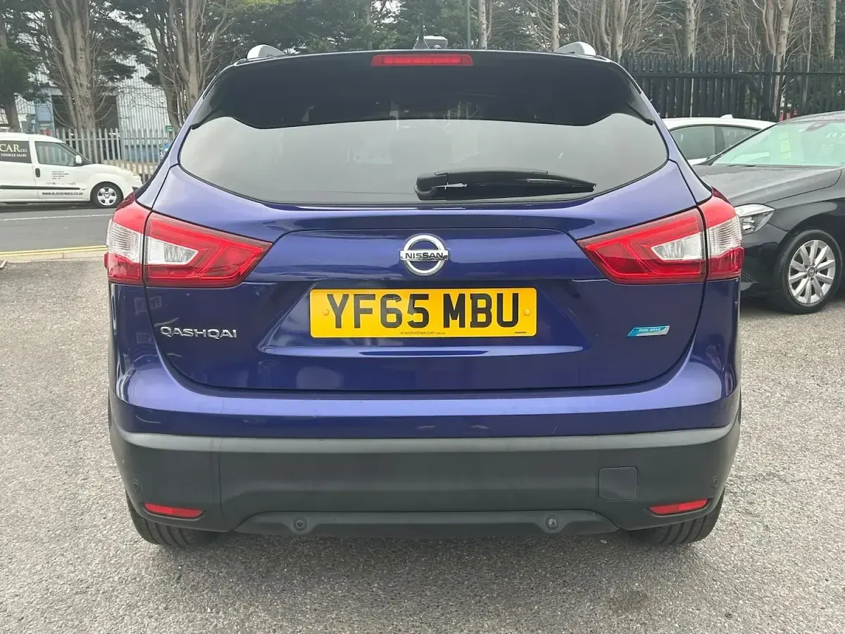 Used Nissan Qashqai N-TEC 110 HP (80 kW) 2015 Blue SUV