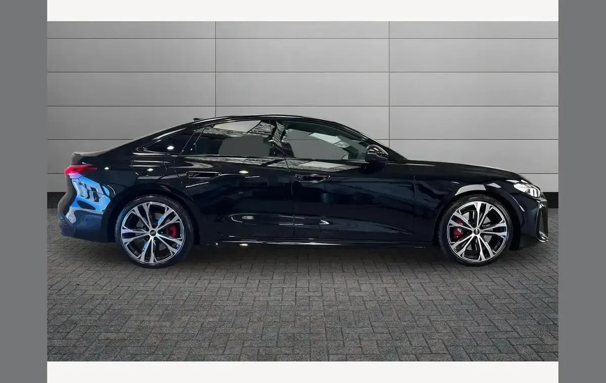 Used Audi A5 Advanced 362 HP (266 kW) 2025 Black Sedan