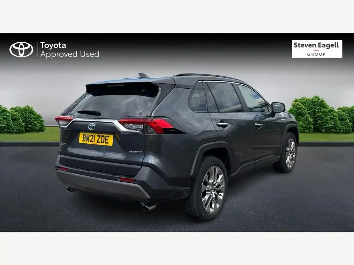 Used Toyota RAV4 218 HP (160 kW) 2021 Grey SUV