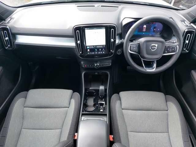 Used Volvo XC40 Plus 161 HP (118 kW) 2023 SUV