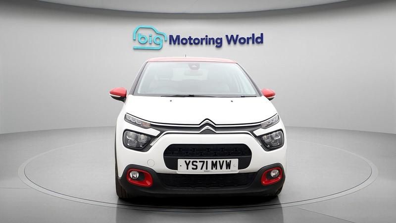 Used Citroën C3 PureTech 82 HP (60 kW) 2021 White Hatchback