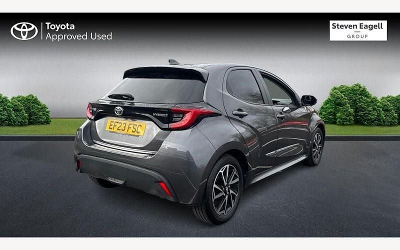 Used Toyota Yaris Hybrid Design 116 HP (85 kW) 2026 Hatchback