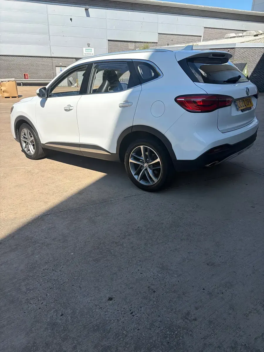 Used MG HS Exclusive 162 HP (119 kW) 2022 White SUV