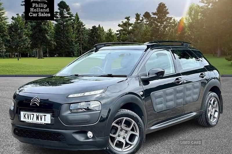 Black Used 2017 Citroën C4 Cactus Feel Hatchback | £4,995 (Fair price) - Image 1/1