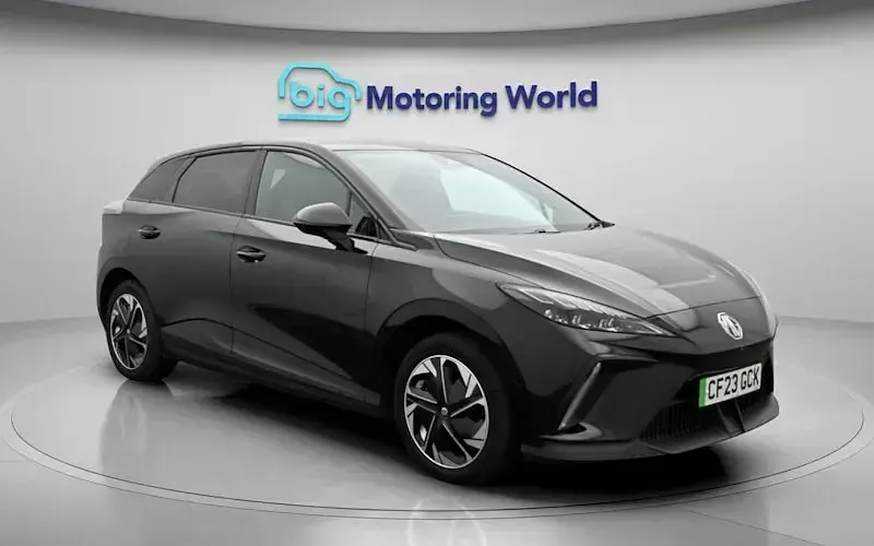 Used MG MG4 EV Trophy 150 kW (204 HP) 2025 Hatchback
