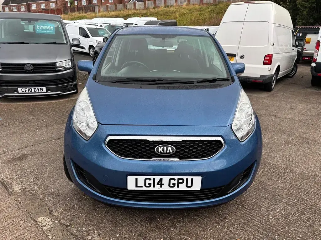 Used Kia Venga 89 HP (65 kW) 2014 Blue Hatchback