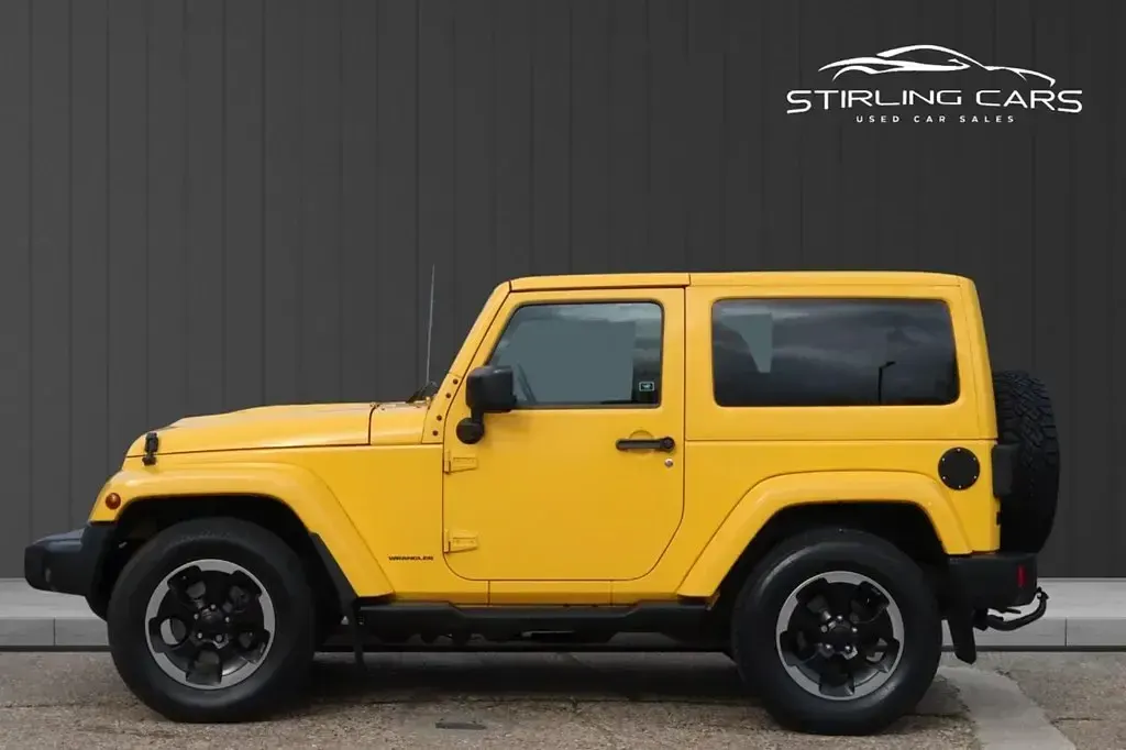 Begagnad Jeep Wrangler 197 HK (144 kW) 2015 Gul SUV