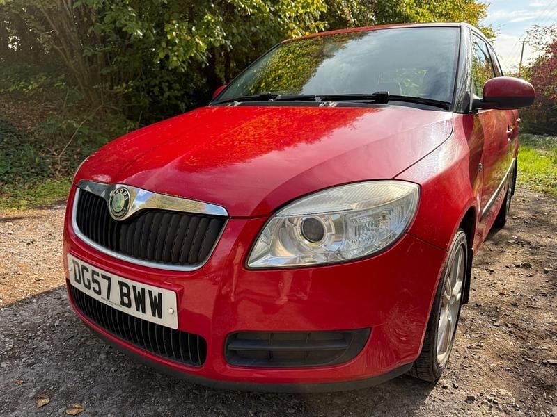 Red Used 2007 Skoda Fabia Hatchback | £1,395 (Good price) - Image 1/4