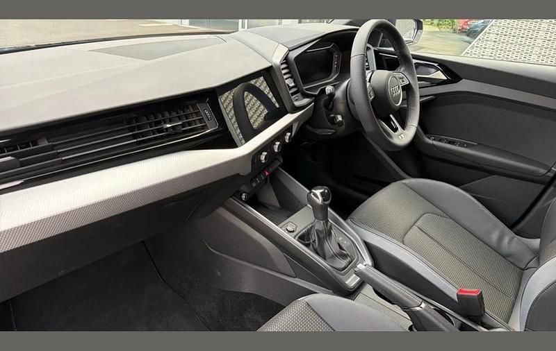 Used Audi A1 S-Line 147 HP (108 kW) 2026 Blue SUV