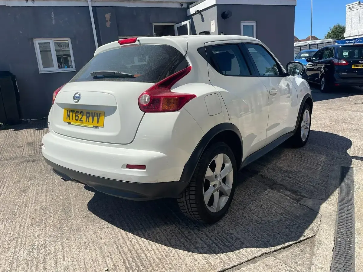 Used Nissan Juke Acenta 2013 White SUV