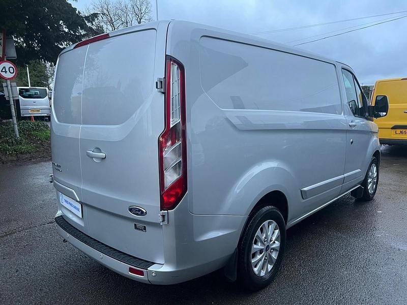 Used Ford Transit Custom Limited 130 HP (95 kW) 2019 Silver Van
