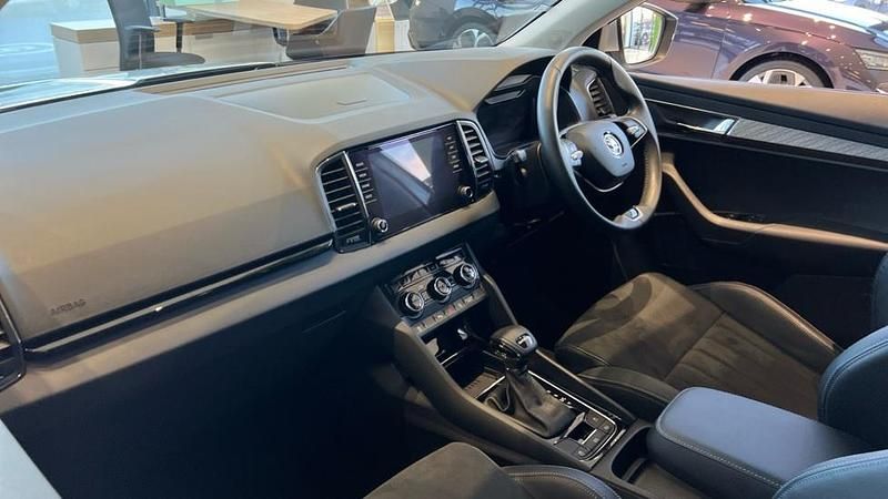 Used Skoda Karoq SE L 150 HP (110 kW) 2024 Brilliant silver metallic SUV