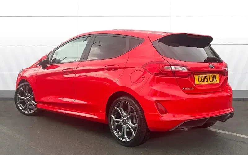 Usado Ford Fiesta ST-Line X 140 CV (102 kW) 2019 Rojo Utilitario