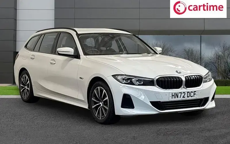 Used BMW 330e Sport Line 292 HP (214 kW) 2023 Estate