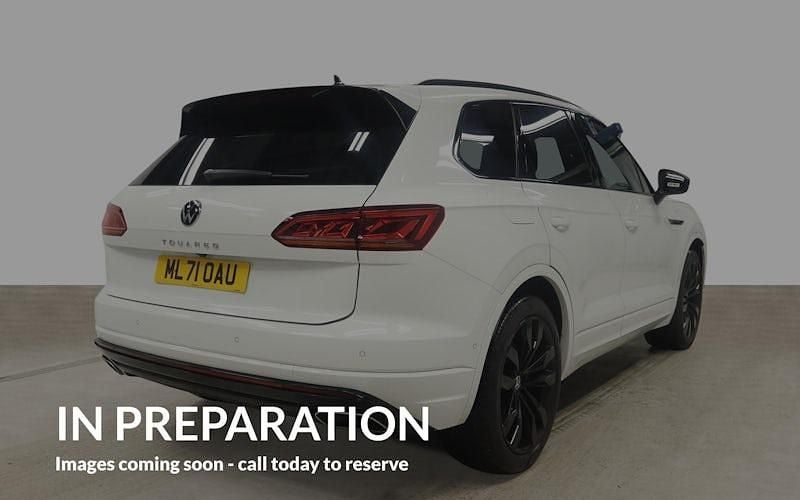 Used VW Touareg Black Edition 340 HP (250 kW) 2022 White SUV