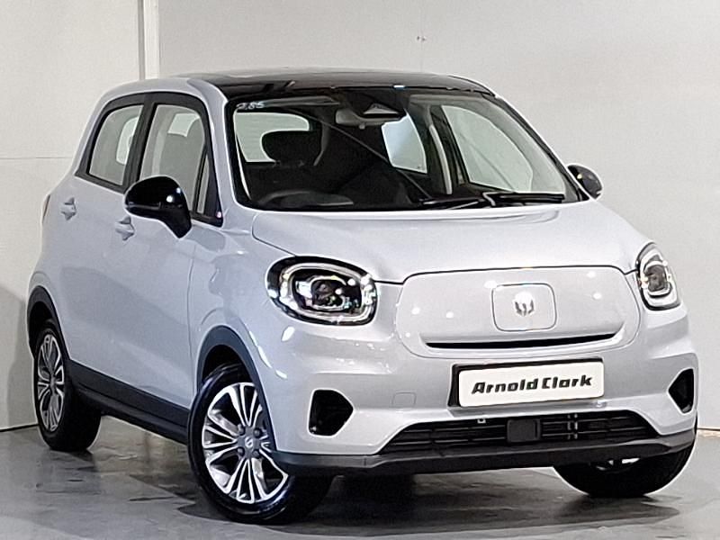Pearl starry silver New 2025 Leapmotor T03 Hatchback | £14,498 - Image 1/4