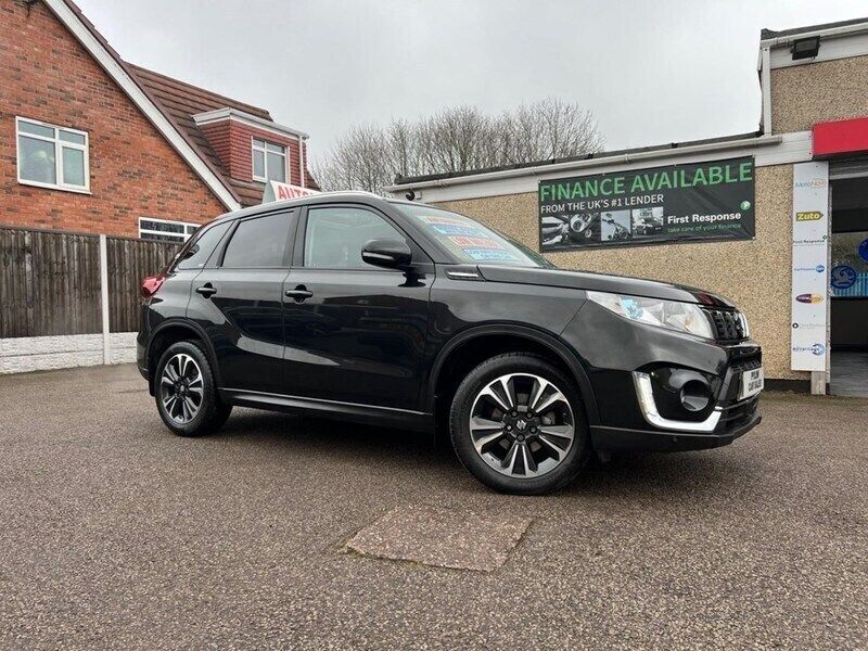 Black Used 2019 Suzuki Vitara SZ5 SUV | £16,999 (A bit pricey) - Image 1/4