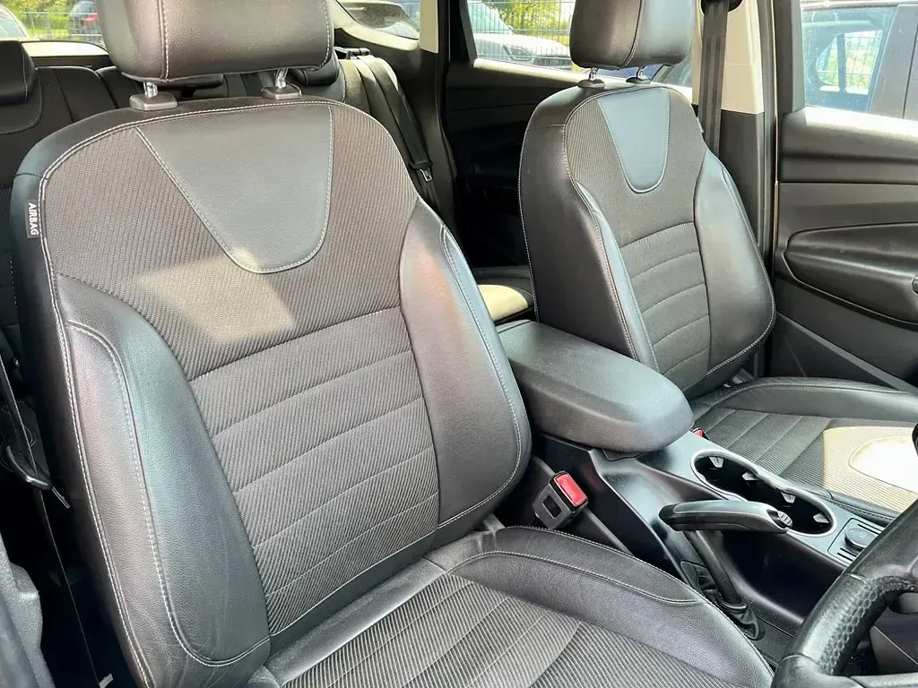 Begagnad Ford Kuga Titanium 2015 Grön SUV